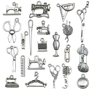 20款缝纫机小剪刀衣架合金吊坠项链创意diy手工配件饰品挂件装饰