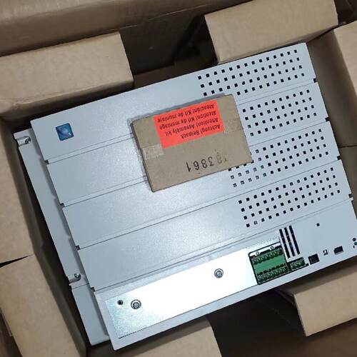 议价E82ZAFAC010 E82ZAFCC010  伦茨模块库存现货实拍包邮议价