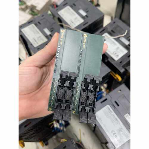 议价PLC扩展模块FP0R-E16 AFP0RE16X