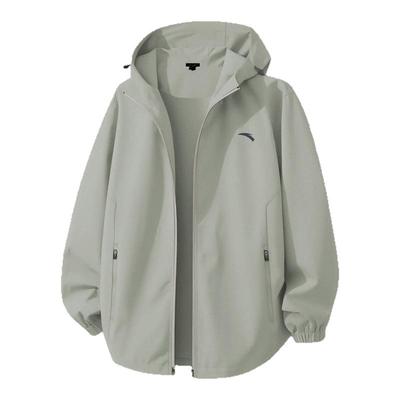 安踏2025秋季薄款宽松大码冲锋衣