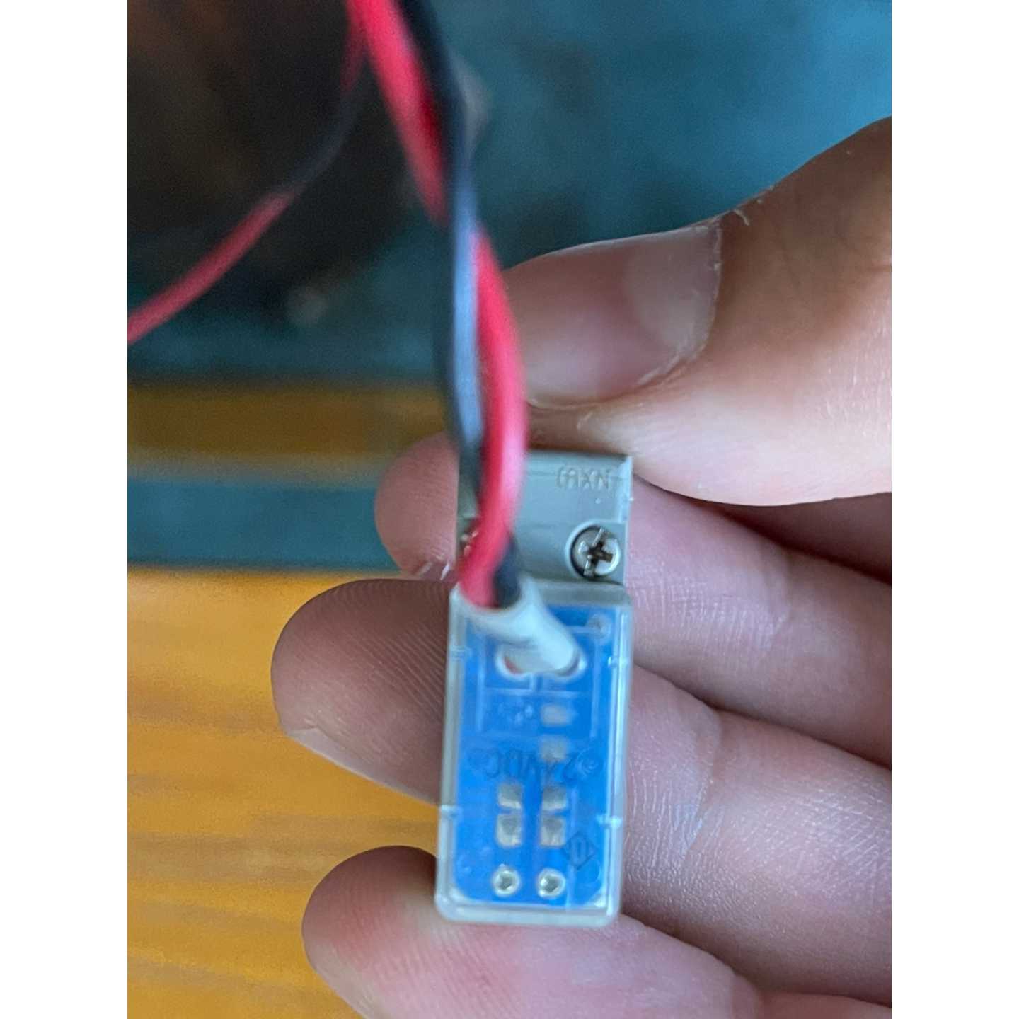 议价SMC电磁阀24V线圈功能正常配螺丝大量现货直接出线维修