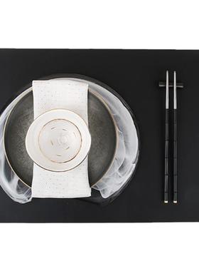 雅龙简约样板房间餐具套装餐桌餐盘摆件酒店金边西餐盘样板间摆件