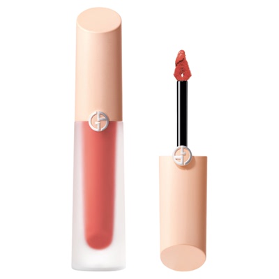 阿玛尼红管缎光唇釉滋润