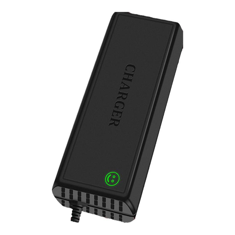 12V20A房车24V叉车三元铁充电器