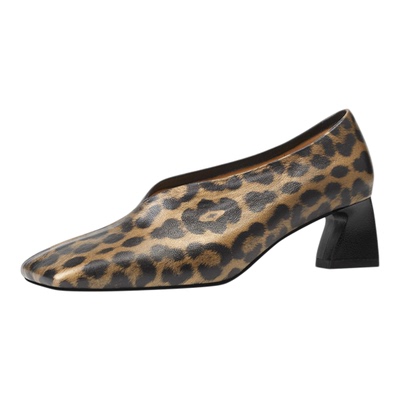 2026春秋新款v口方头单鞋女真皮豹纹奶奶鞋粗跟百搭方头中跟女鞋