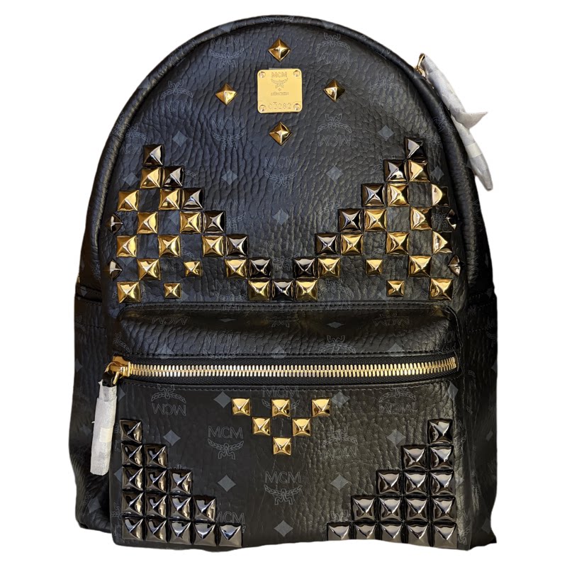 现货 MCM 男士stark 铆钉双肩包 意大利代购正品