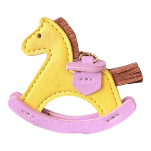 2026年新款手工皮质摇摇马包挂件可爱小马钥匙扣包包挂饰马年挂件