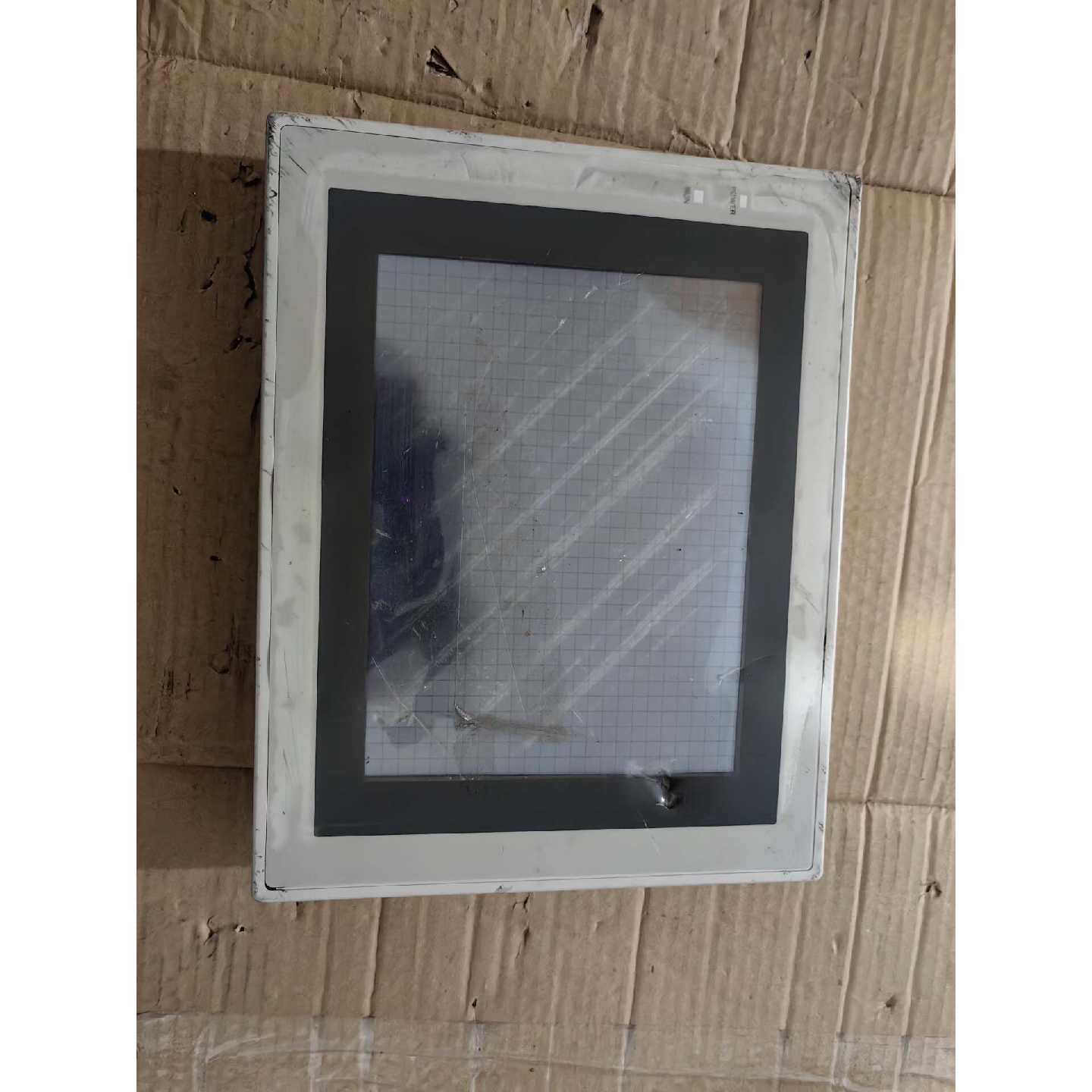 议价欧姆龙触摸屏，NT631C-ST151-EV2S,实物拍摄具