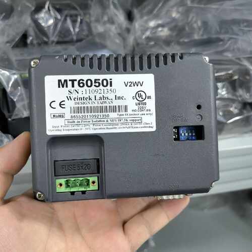 溢价-威纶通触摸屏 MT6050i V2WV