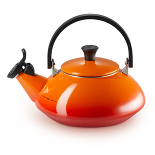 法国酷彩Le Creuset碳钢珐琅彩鸣笛欧式搪瓷煮茶壶烧水壶燃气通用