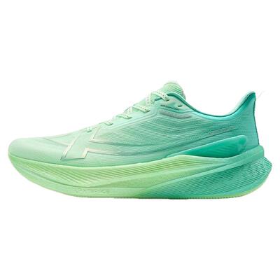 特步两千公里三代跑鞋