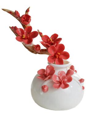 中国红色陶瓷手工捏花梅花瓶羊脂玉瓷花器插送礼瓷器摆件瓶组合