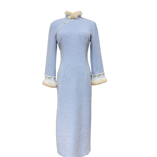 未蓝新中式加绒加厚旗袍冬季2025新款改良蓝色毛领素雅女国风优雅