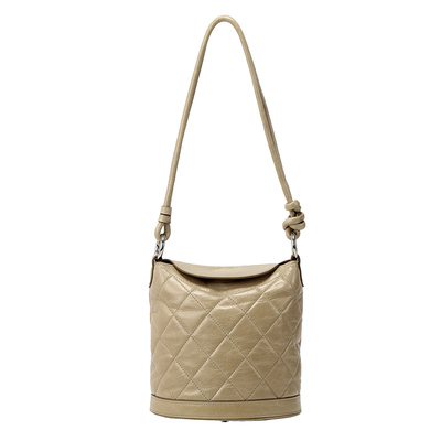 BERACAMY苝佧KOKO油蜡皮水桶包