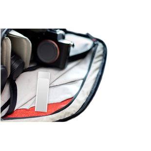 金士顿1T 移动固态硬盘500G Type-C便携高速USB3.1 NVMe读取1050M