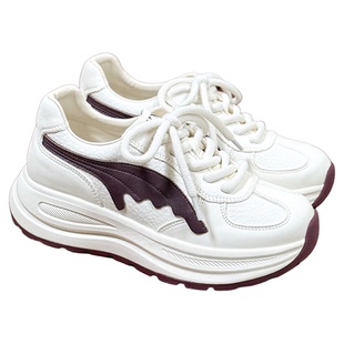 超轻真皮平增高5cm厚底松糕小白鞋显脚小女款2026新款春款德训鞋