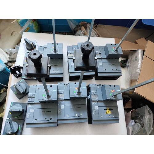 议价西门子3VM1125-3ED42  R110有5个，RC