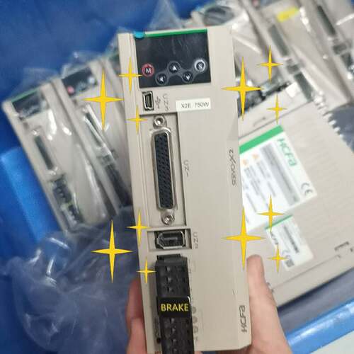 议 价伺服驱动器SVX2EA075AA750W八九工业自动可 维修