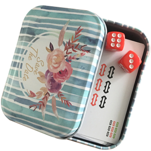 家用旅游塑料磨砂白色防水可水洗加厚大字红中麻将纸牌扑克铁盒装