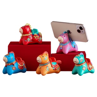 2026马年吉祥物生肖小马摆件手机支架桌面装饰品马上有钱公仔礼物