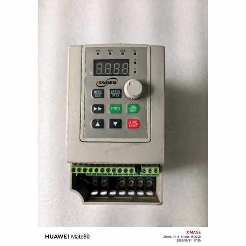 溢价-厚街，源信变频器，型号YX2000-2S0004G，0.4K