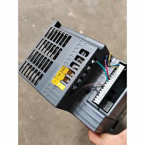 议价ZYDL变频器，DF900-S0055T3B拆机1台，功能包