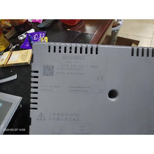 询价下单刚刚到家两个西门子小屏，型号6AV6 6480AC113