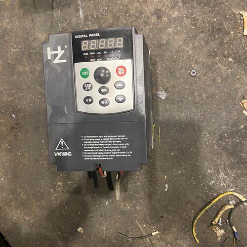 询价-红旗泰变频器RF300A-1R5G-4。1.5KW