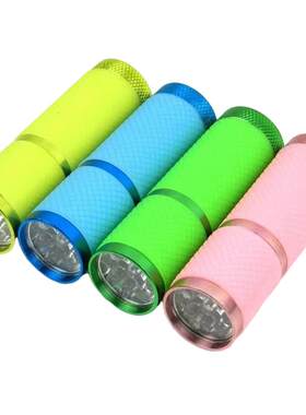 LED灯可用7号电池款手电筒