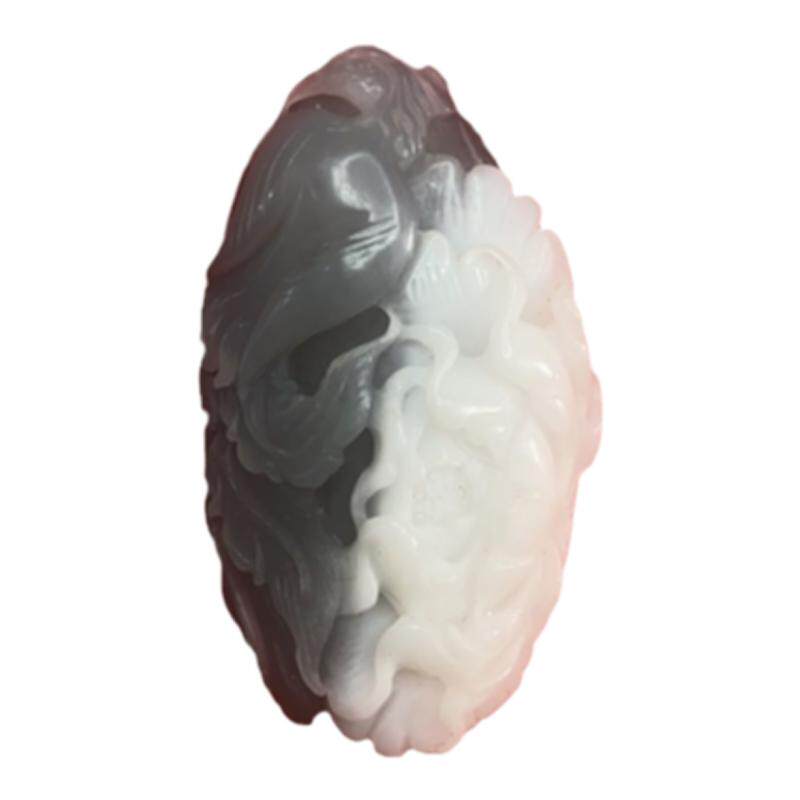 和田玉烟青双色巧雕花开富贵吊坠很有特色做毛衣坠很好有绳有礼盒