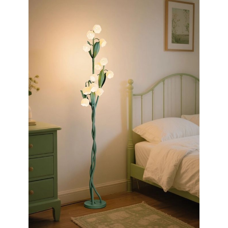 创意法式田园铃兰花朵公主风落地灯卧室氛围灯高颜值多巴胺落地灯