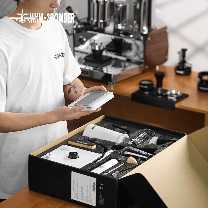 MHW-3BOMBER轰炸机 手冲咖啡壶套装礼盒臻享磨豆机分享壶滤杯滤纸