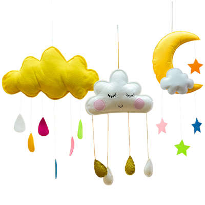儿童房布置品笑脸云朵空中挂饰
