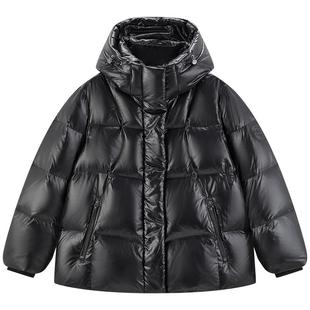 【鹅绒服】太平鸟一手长连帽黑金羽绒外套冬亮面短款面包服女