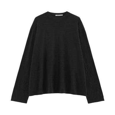 纸片人宽松圆领毛织长袖