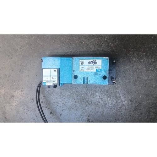 MAC电磁阀811C-PM-501BA-152，蓝色外壳，成询价