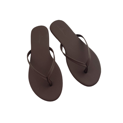 巨显白！巧克力棕肤感皮人字拖