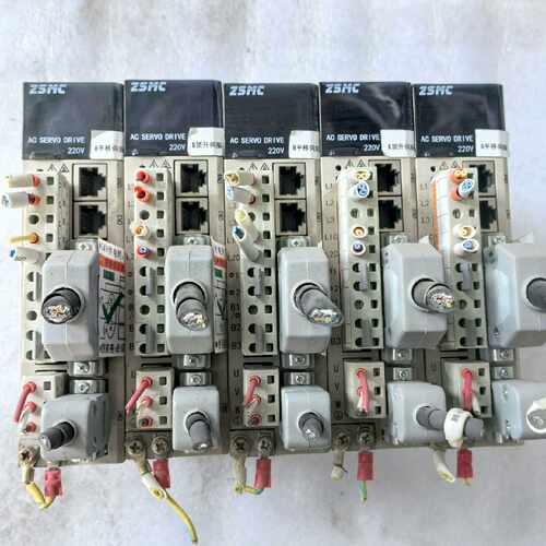 之山驱动器ZSD-K1AS04AB电机60S5D-A4013，议价商品
