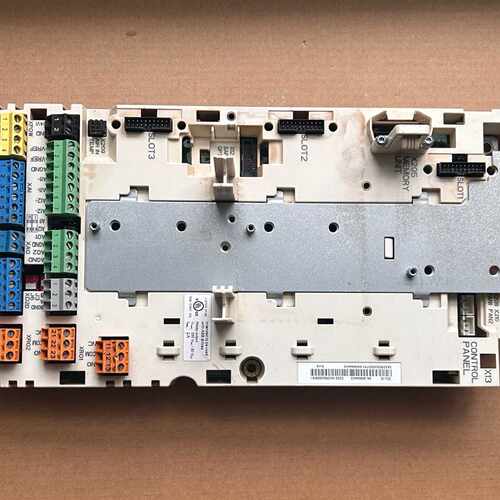 询ABB变频器ACS880系列主板ZCU-12