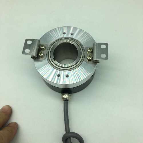 售前询价E80H30-1024-3-T-24空心轴编码器，内孔30毫米鍵槽3毫米