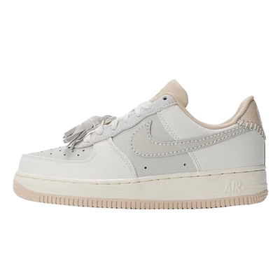 NIKE耐克女鞋AF1空军一号休闲运动厚底缓震低帮板鞋HV1813-001