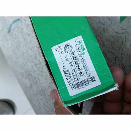 LC1D32BDC 施耐de 一个 包邮全新