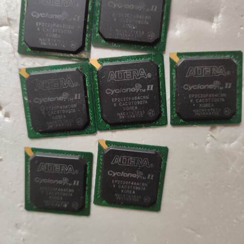 溢价-ep2c20f484c8N 一共7片吹下来的，可能值锡，