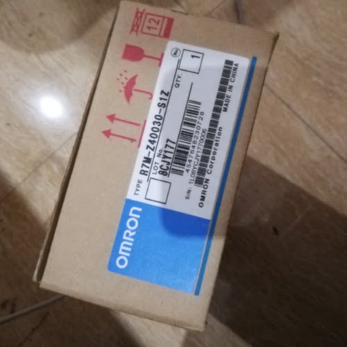 议价R88M-U75030VA/R88M-U75030HA-S1欧姆龙伺服电机全新质保一年