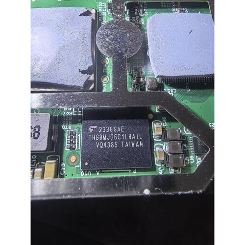 〔议价-可维修〕模块 型号:THGBMJG6C1LBA1L 数量 18颗 工业自动