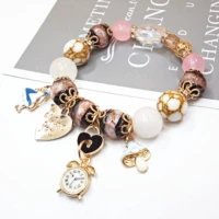 Кулон с золотой шелковой порошкой