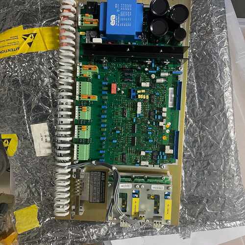 PFTA102 ABB 工业控制板 220V 控制部件