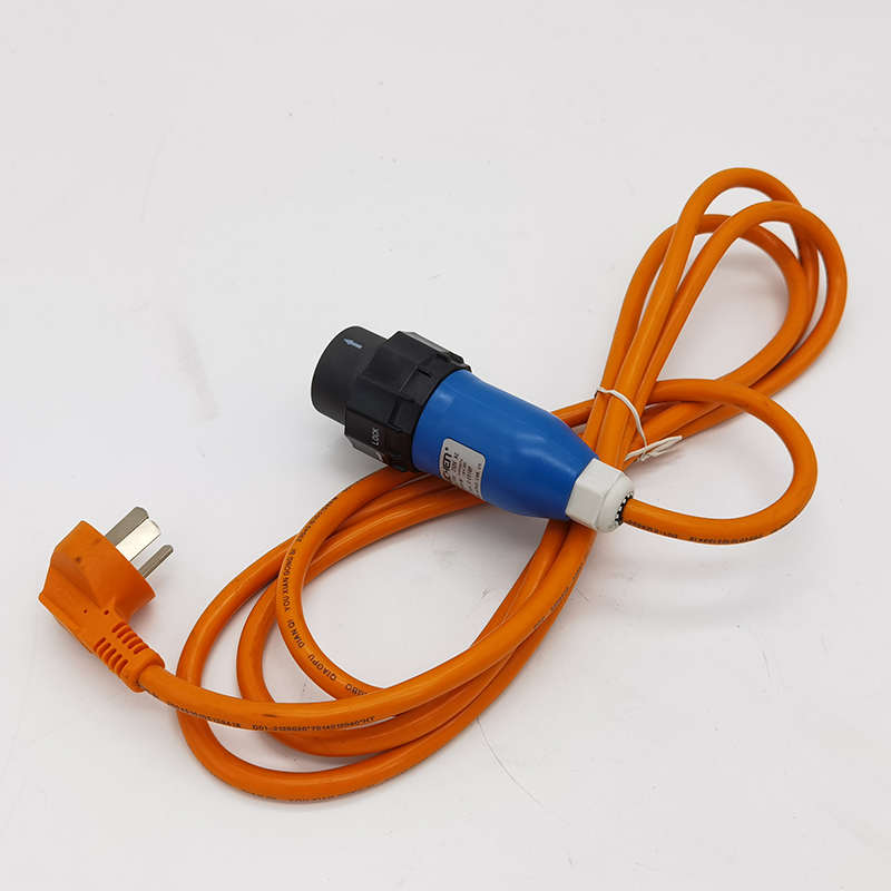 时风电动轿车D101充电线电瓶充电线 时风电动汽车充电线充电枪