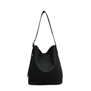 小脏柜 2025新款时尚大容量通勤大包百搭日常休闲复古单肩水桶包