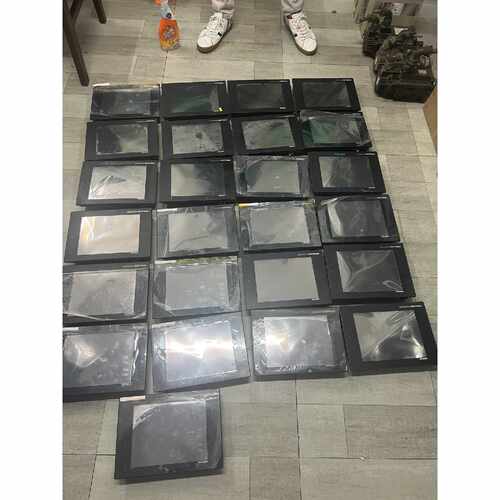 在线议价三菱触摸屏GT1275-VNBA,成色漂亮，功能包好